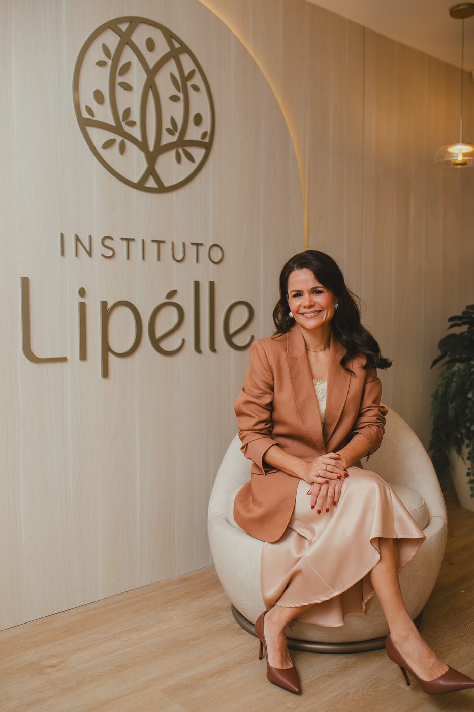 Dra. Renata Lopes na recepção do Instituto Lipélle